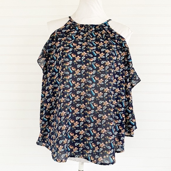 Jolt Tops - Cold shoulder blouse Size Large by Jolt